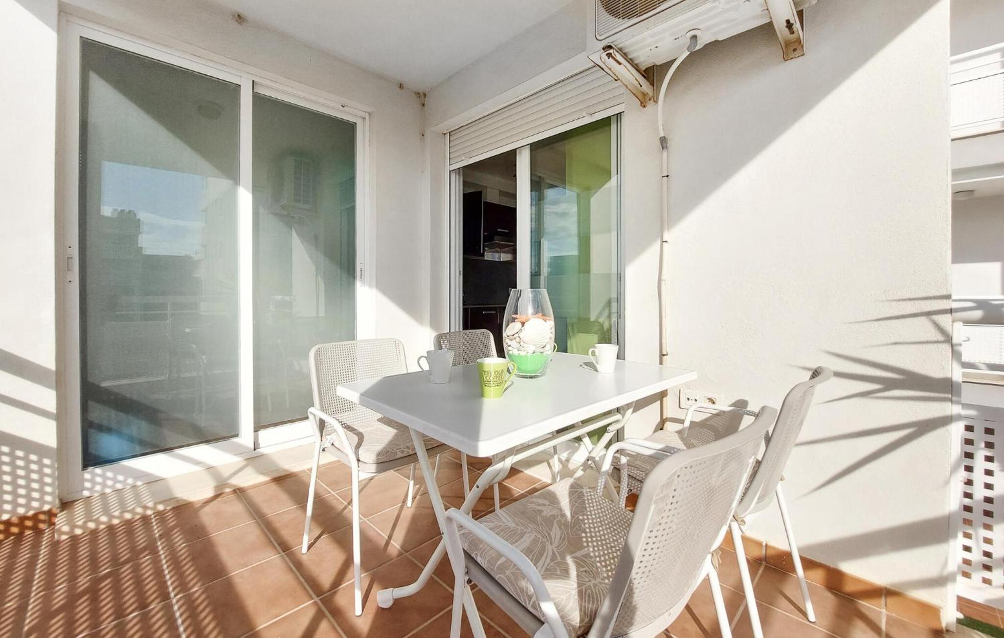 Cozy Apartment In Moncofa Playa With Kitchen ภายนอก รูปภาพ
